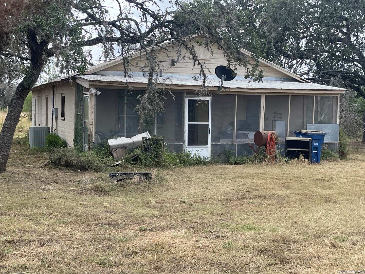 8331 County Road 311 Utopia TX 78884