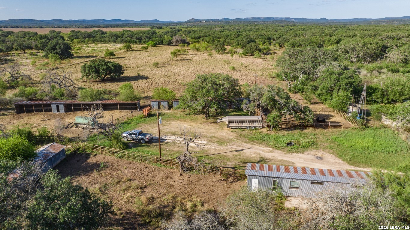 8331 County Road 311 Utopia TX 78884