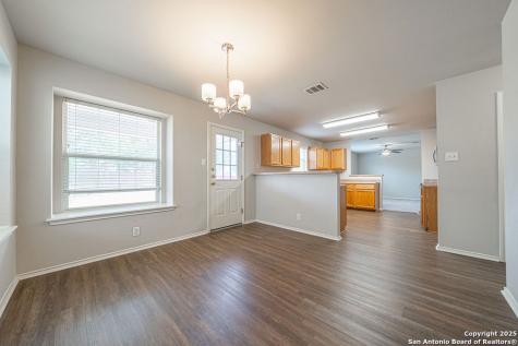 4302 Somerville Bay San Antonio TX 78244