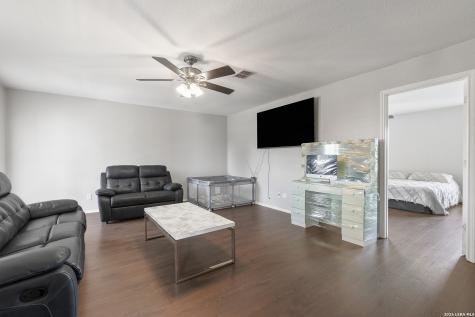 9515 Nueces Canyon San Antonio TX 78251