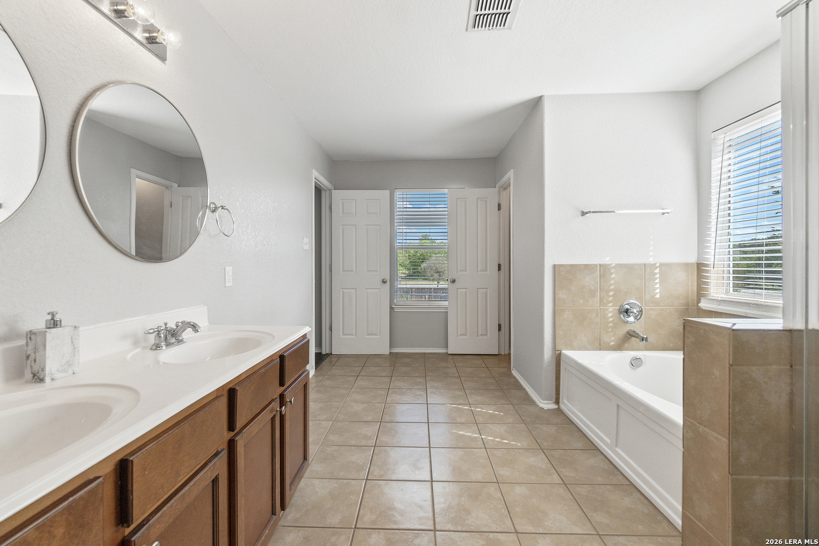 9515 Nueces Canyon San Antonio TX 78251