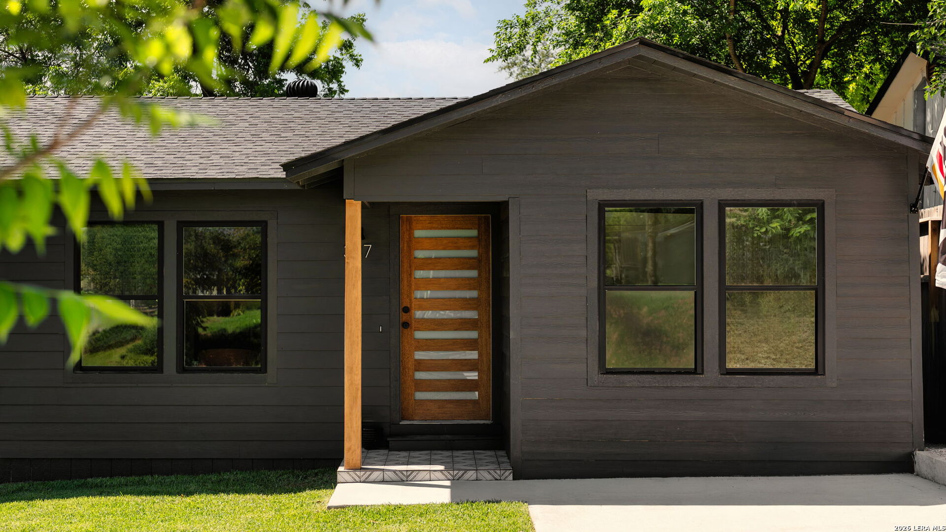 337 W Merriweather Street New Braunfels TX 78130