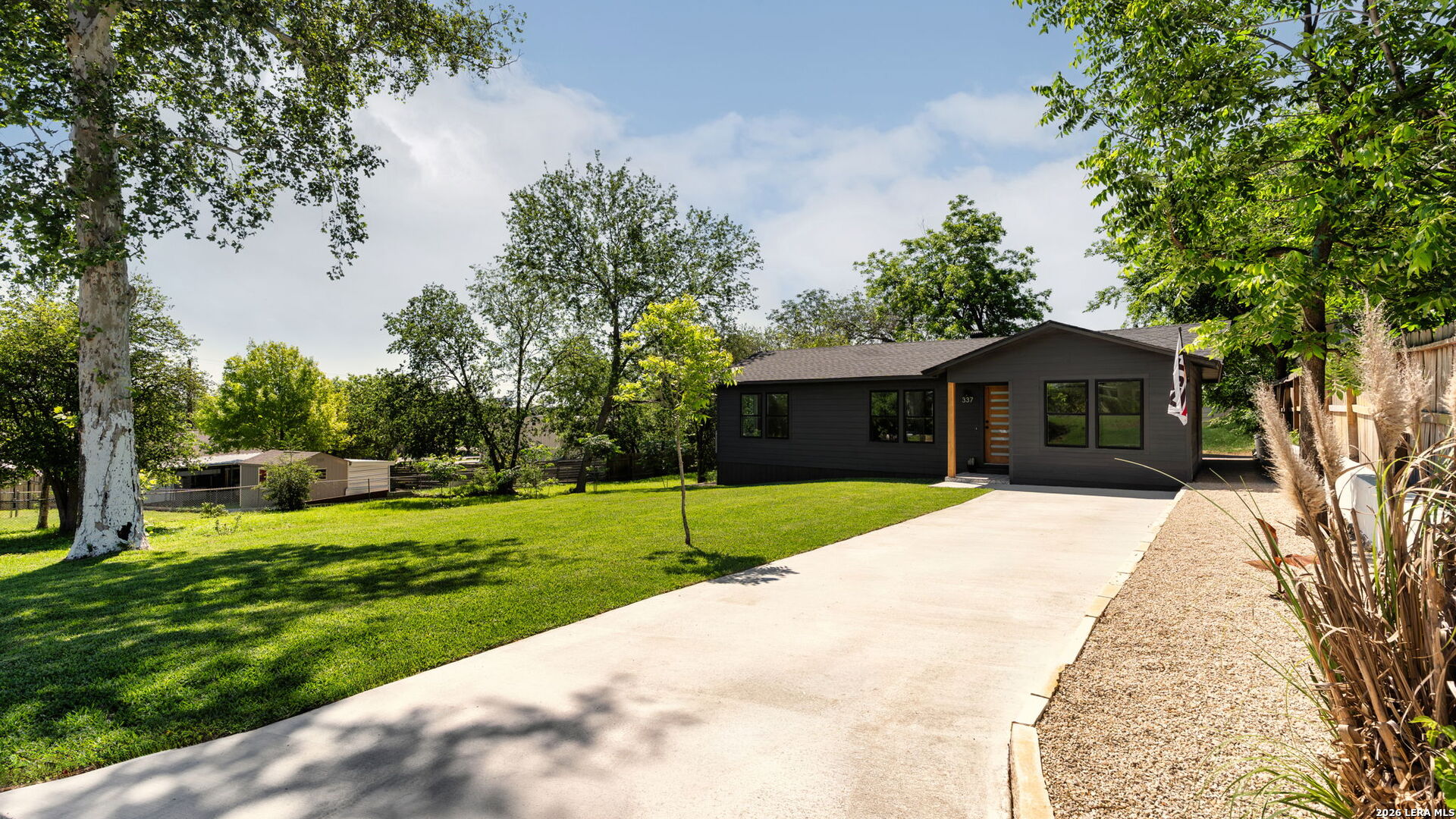 337 W Merriweather Street New Braunfels TX 78130