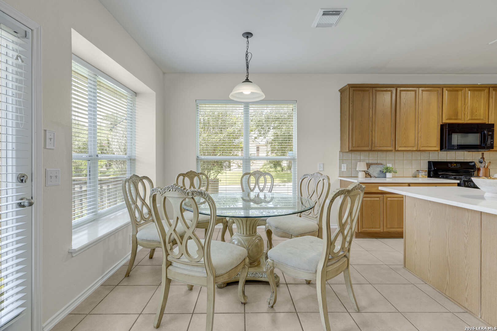 1007 Serenata San Antonio TX 78216