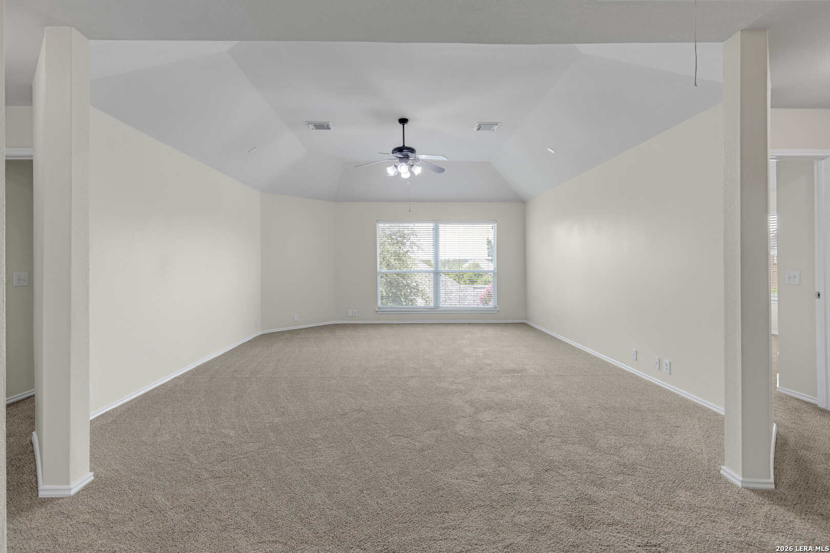 1007 Serenata San Antonio TX 78216