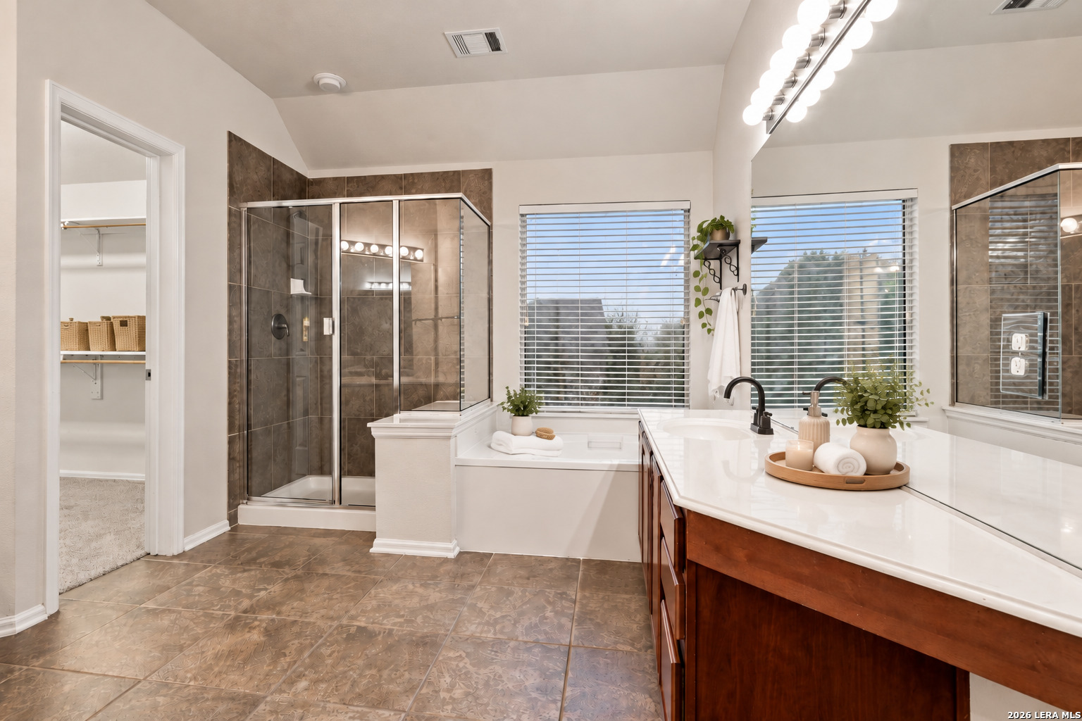 10106 Ramblin River Road San Antonio TX 78251