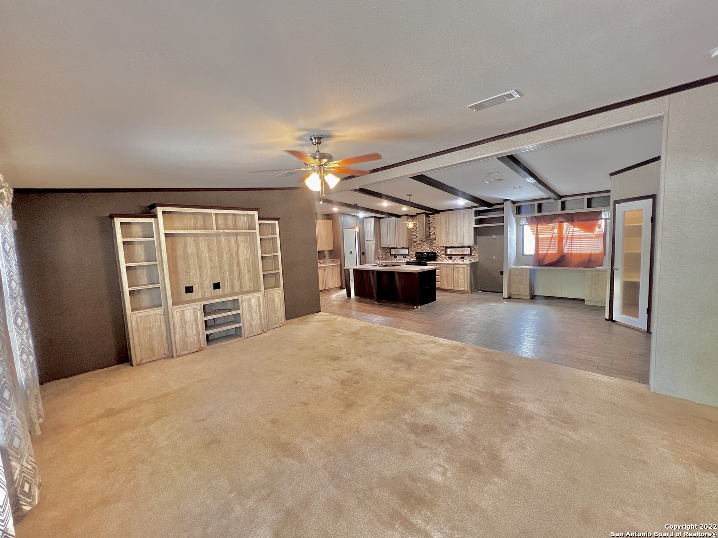 3814 Sweet Bay Elmendorf TX 78112