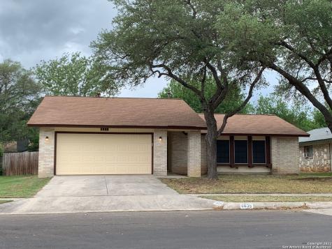 8635 Tamarisk Street San Antonio TX 78240