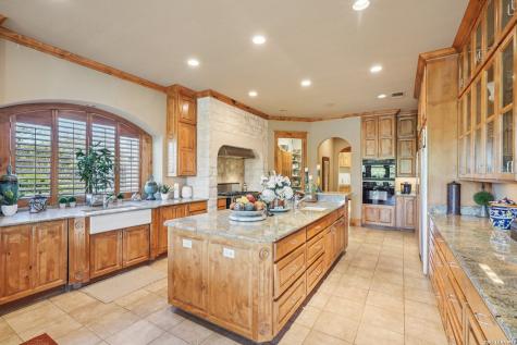 2121 Landmark Lane Kerrville TX 78028