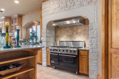 2121 Landmark Lane Kerrville TX 78028