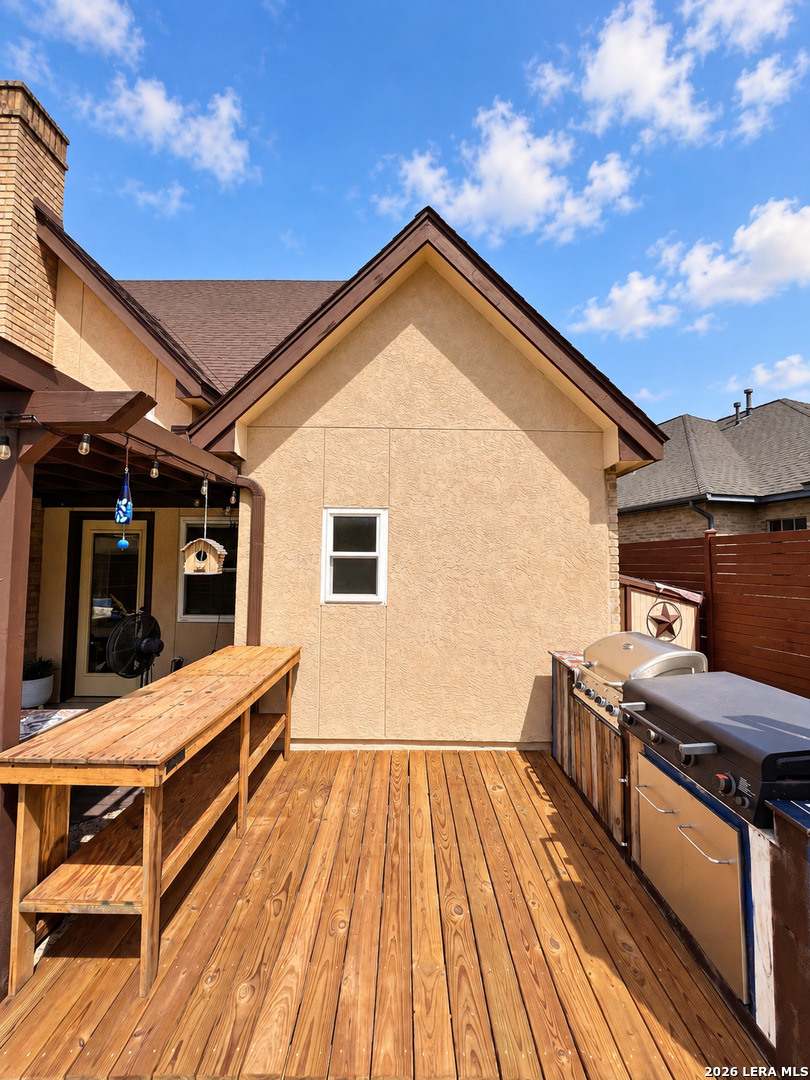 9142 Windgarden Windcrest TX 78239