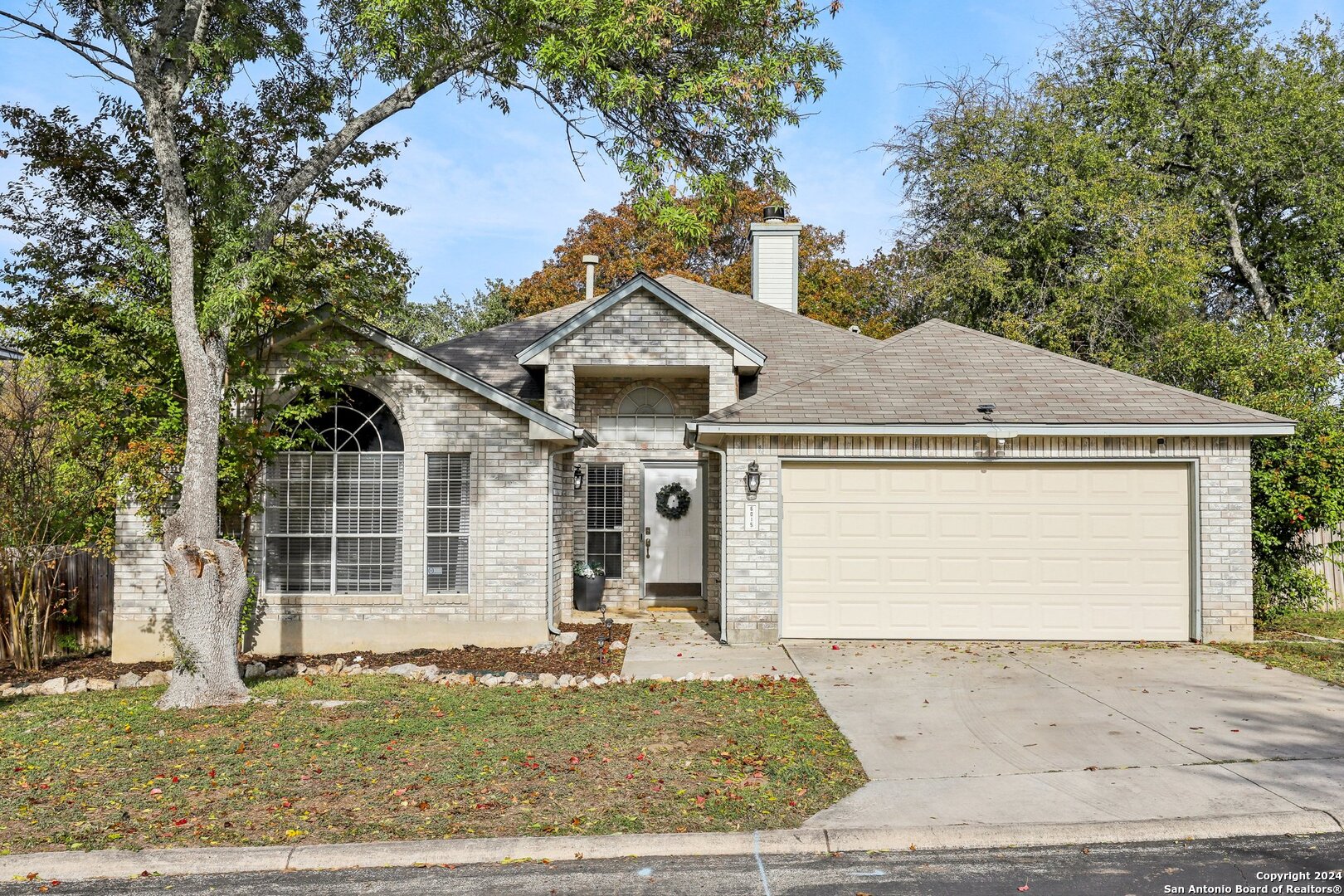6015 Wilde Glen San Antonio TX 78240