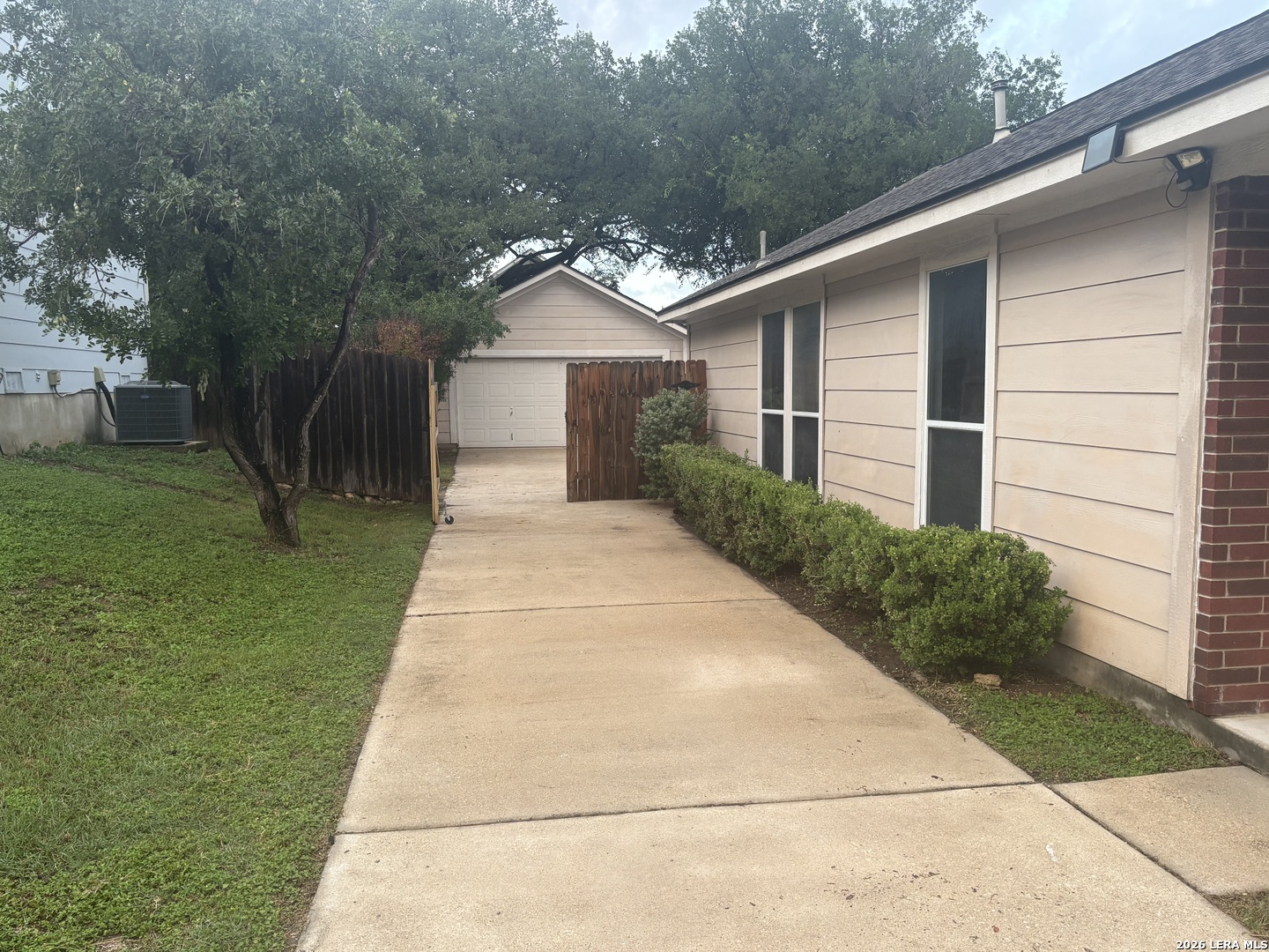8607 Willow Glen Drive San Antonio TX 78250