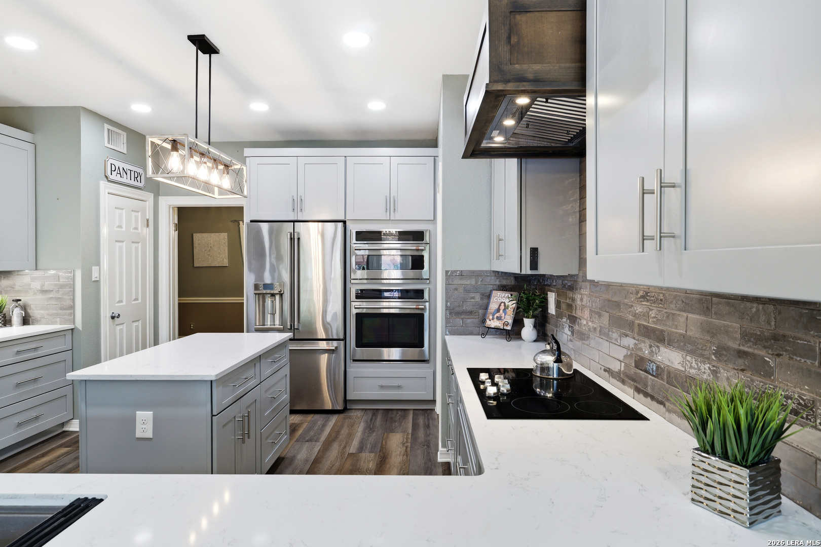 1426 Fawn Haven San Antonio TX 78248