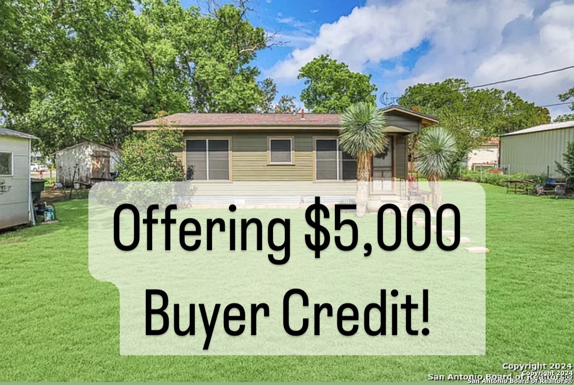 804 N Guadalupe Street Seguin TX 78155