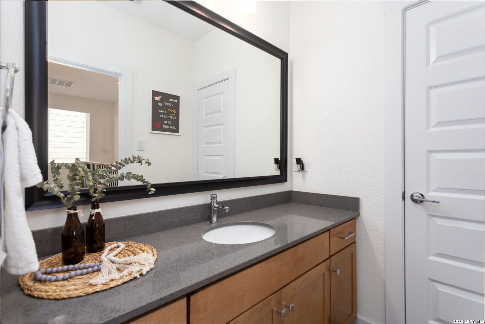 5843 Whitby San Antonio TX 78240