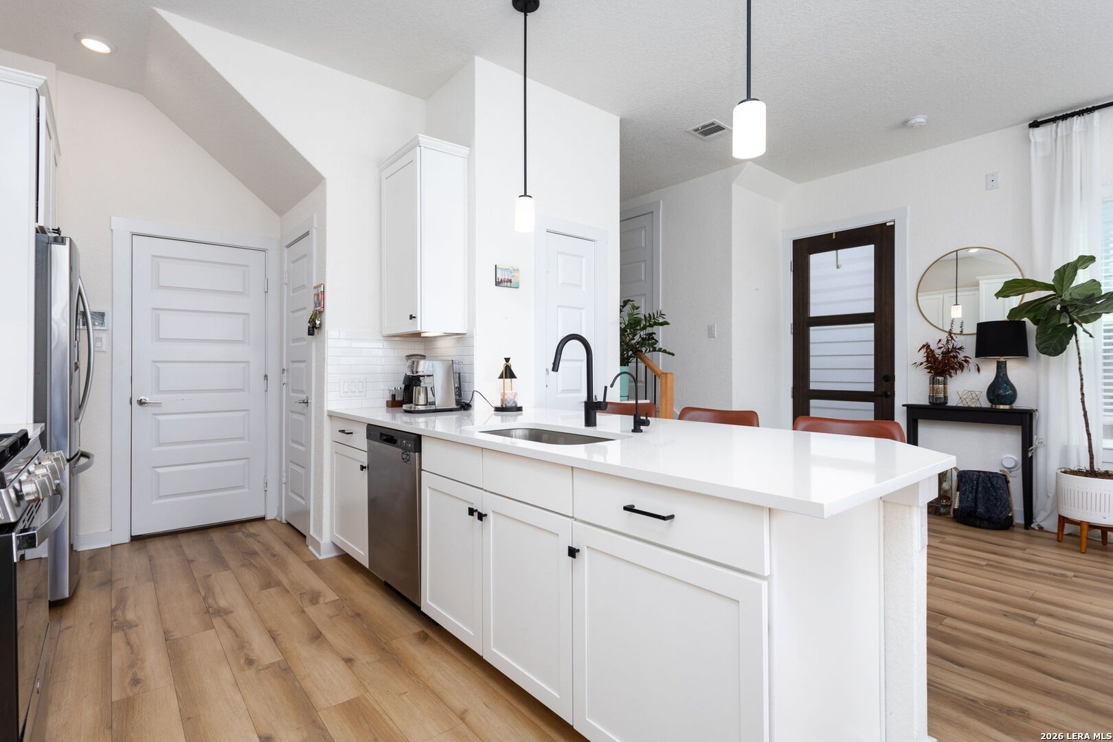 5843 Whitby San Antonio TX 78240