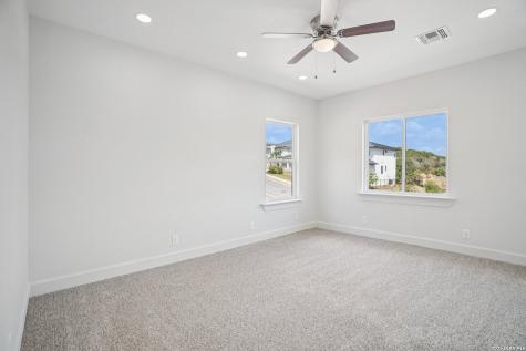 7310 Cresta Bulivar San Antonio TX 78256