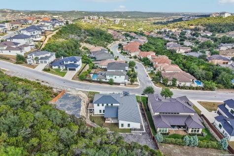 7310 Cresta Bulivar San Antonio TX 78256