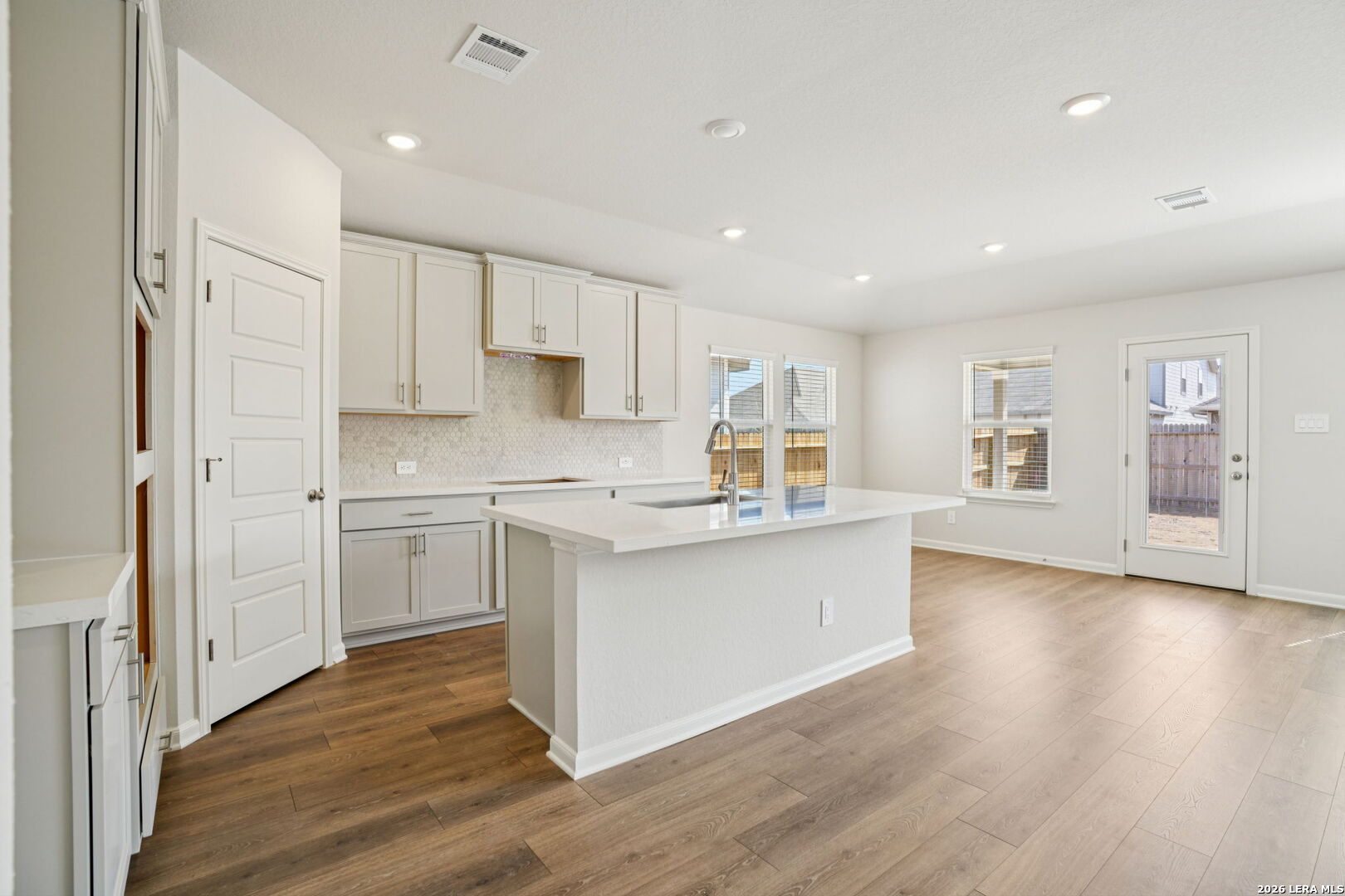 958 Earp San Antonio TX 78260