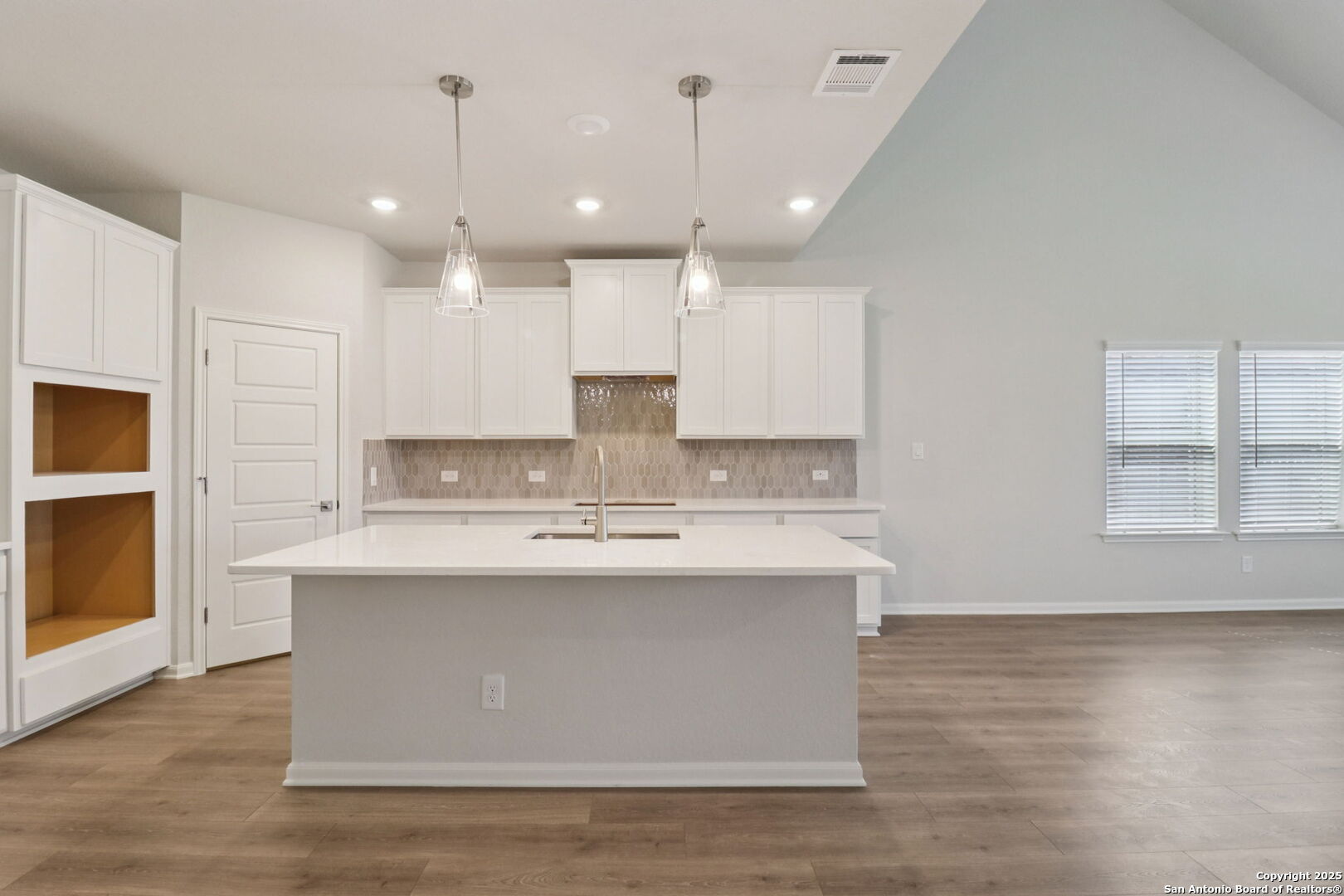 1335 Argon Way San Antonio TX 78245
