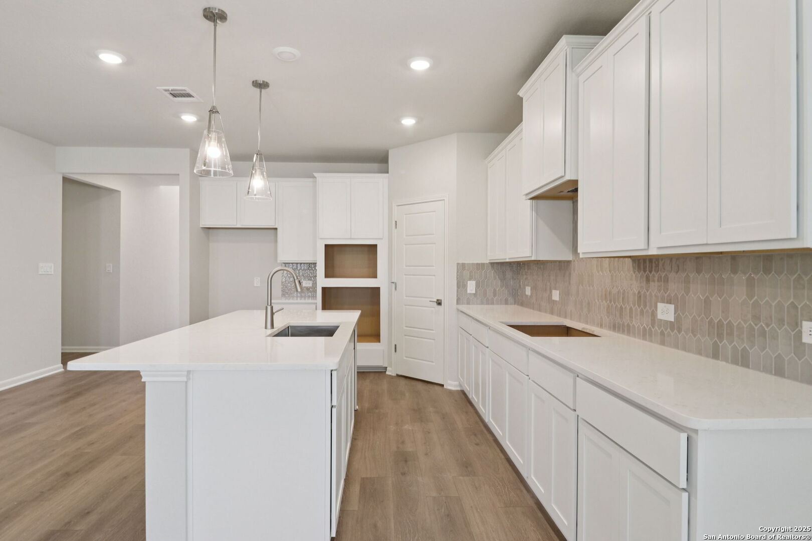 1335 Argon Way San Antonio TX 78245