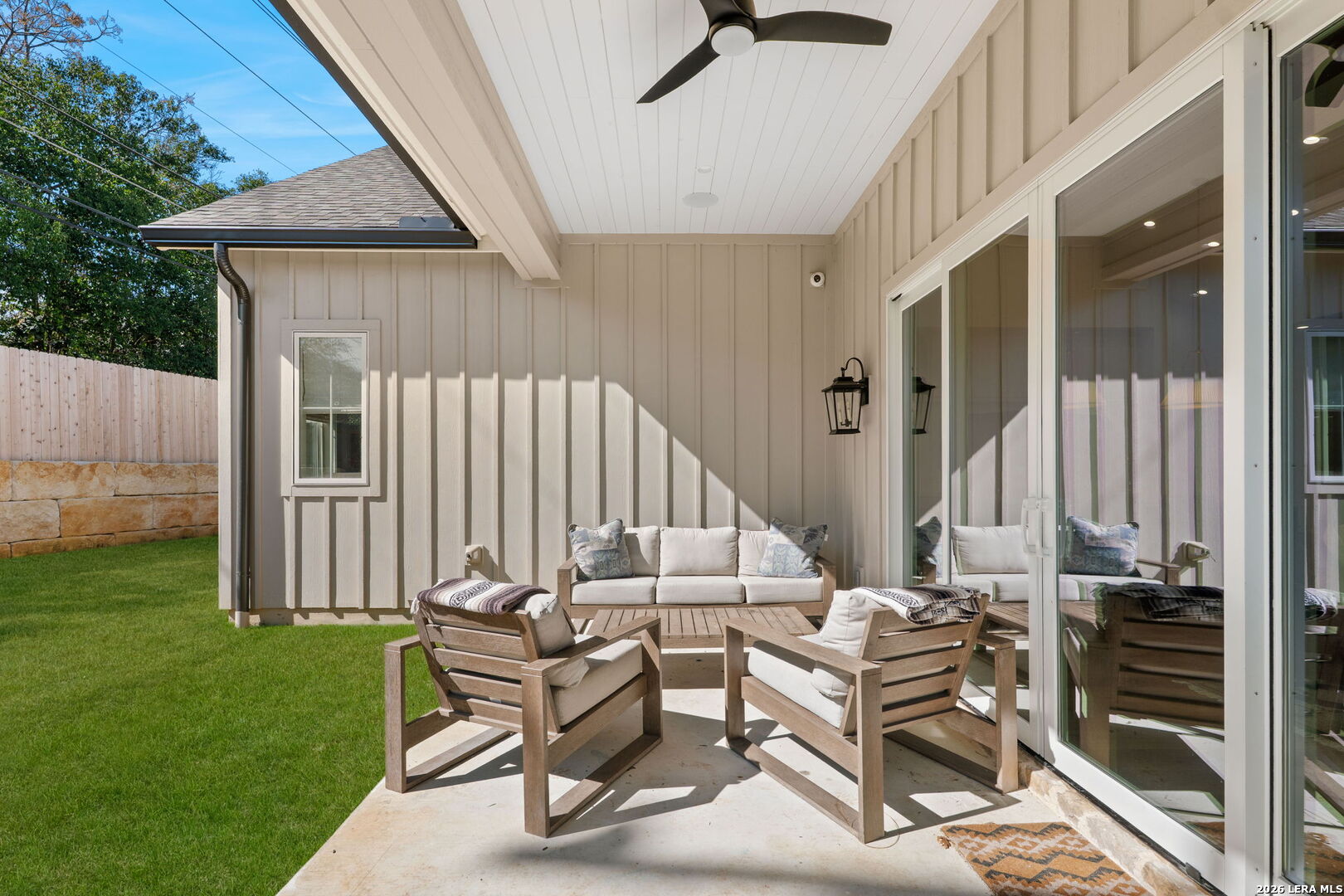 808 Canterbury Hill Street Terrell Hills TX 78209