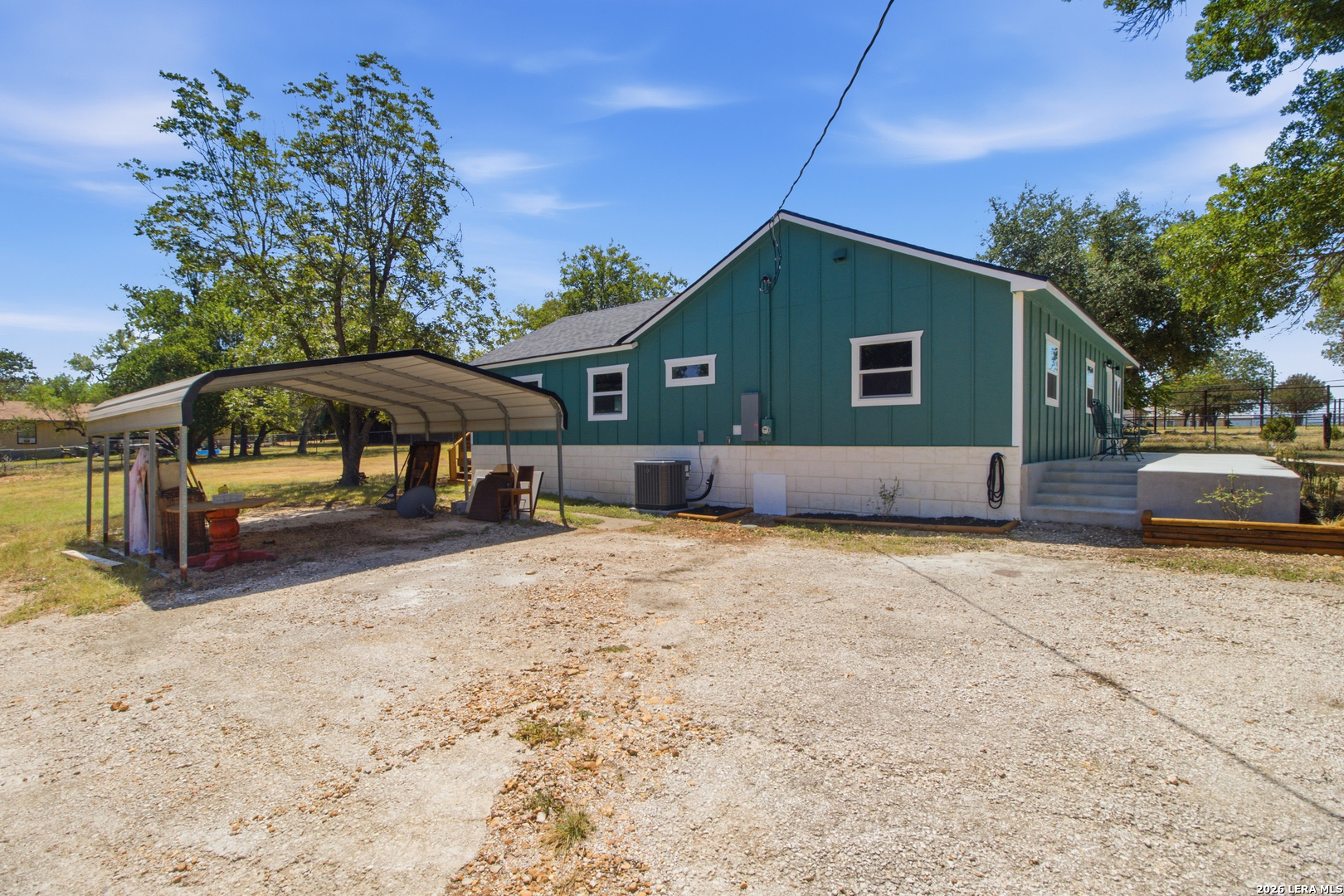 1506 Sycamore Street Bandera TX 78003