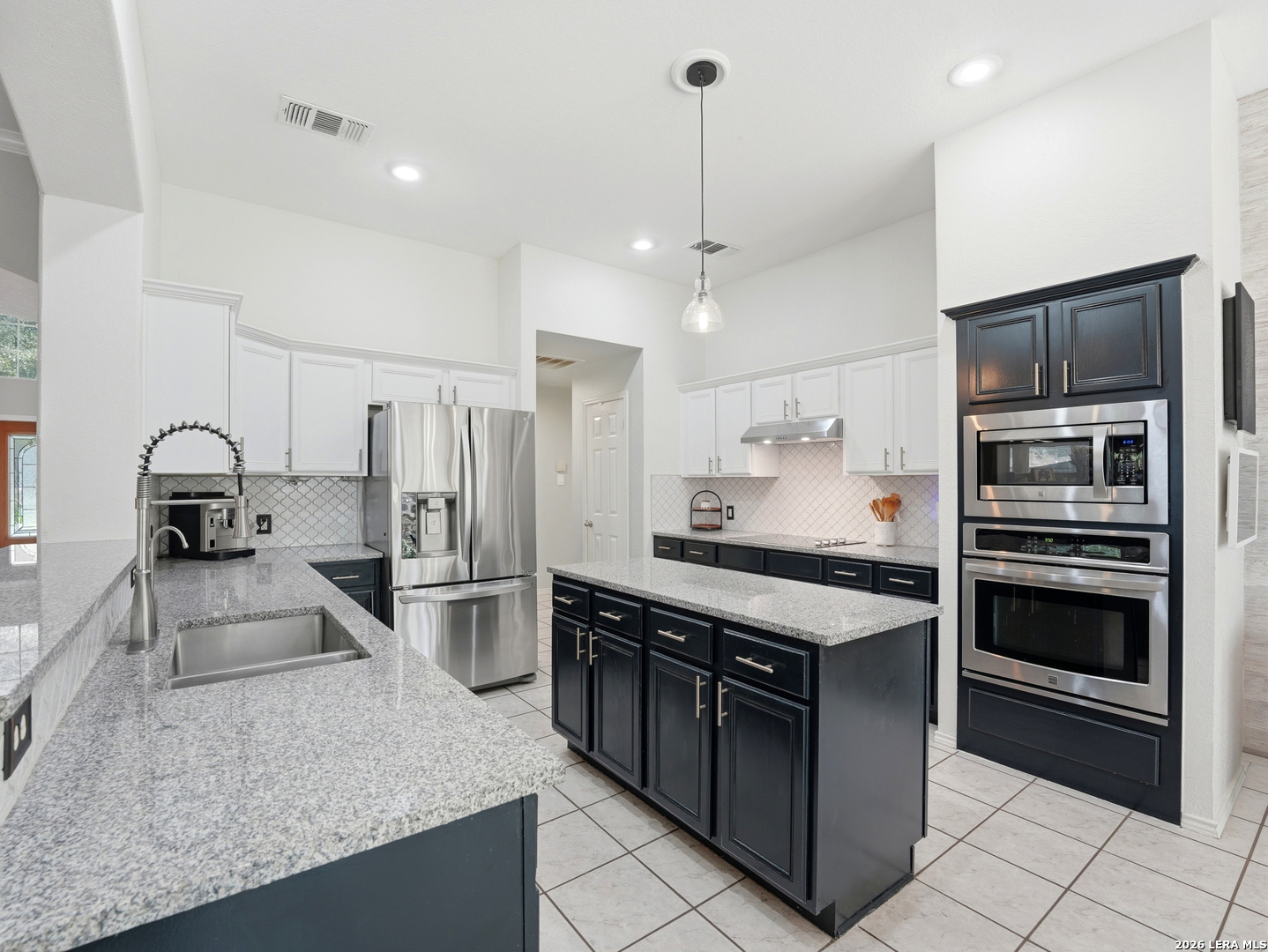 5126 Casbury San Antonio TX 78249