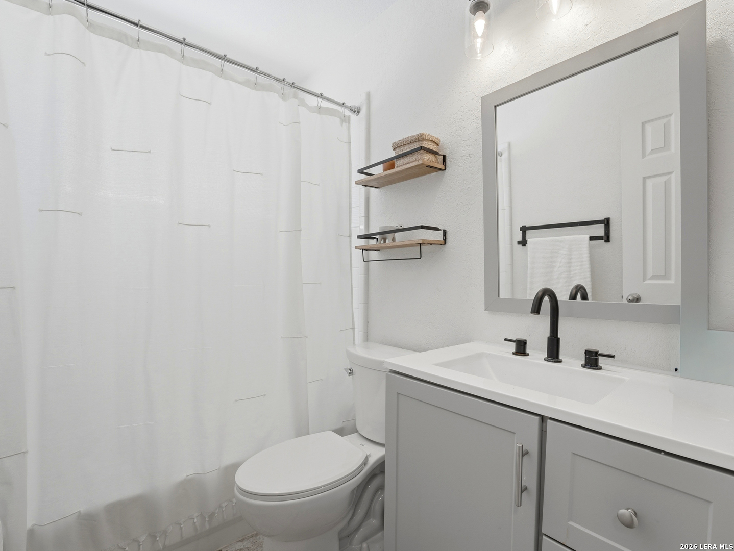 5126 Casbury San Antonio TX 78249
