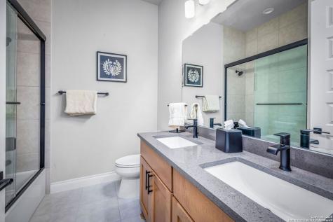 1239 Ace Trail New Braunfels TX 78132