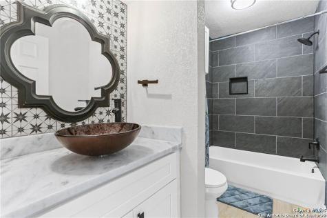 1676 Cattail Canyon Lake TX 78133