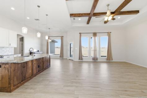 1734 Crooked Creek Pleasanton TX 78064