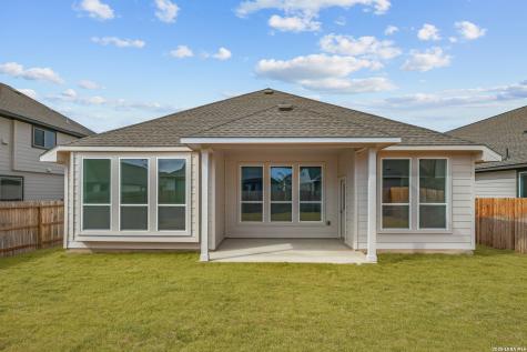 138 Heidi Hill Castroville TX 78009