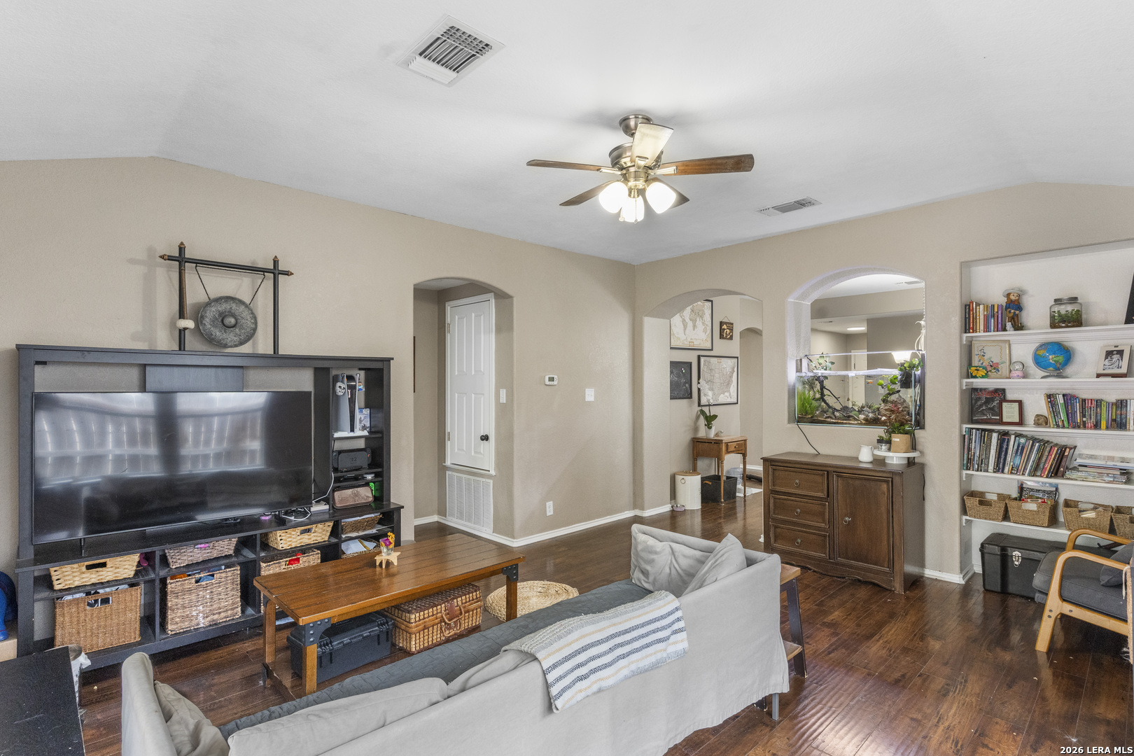 6614 Clovis San Antonio TX 78233