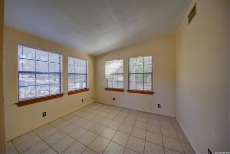25926 Fleet Garden San Antonio TX 78255