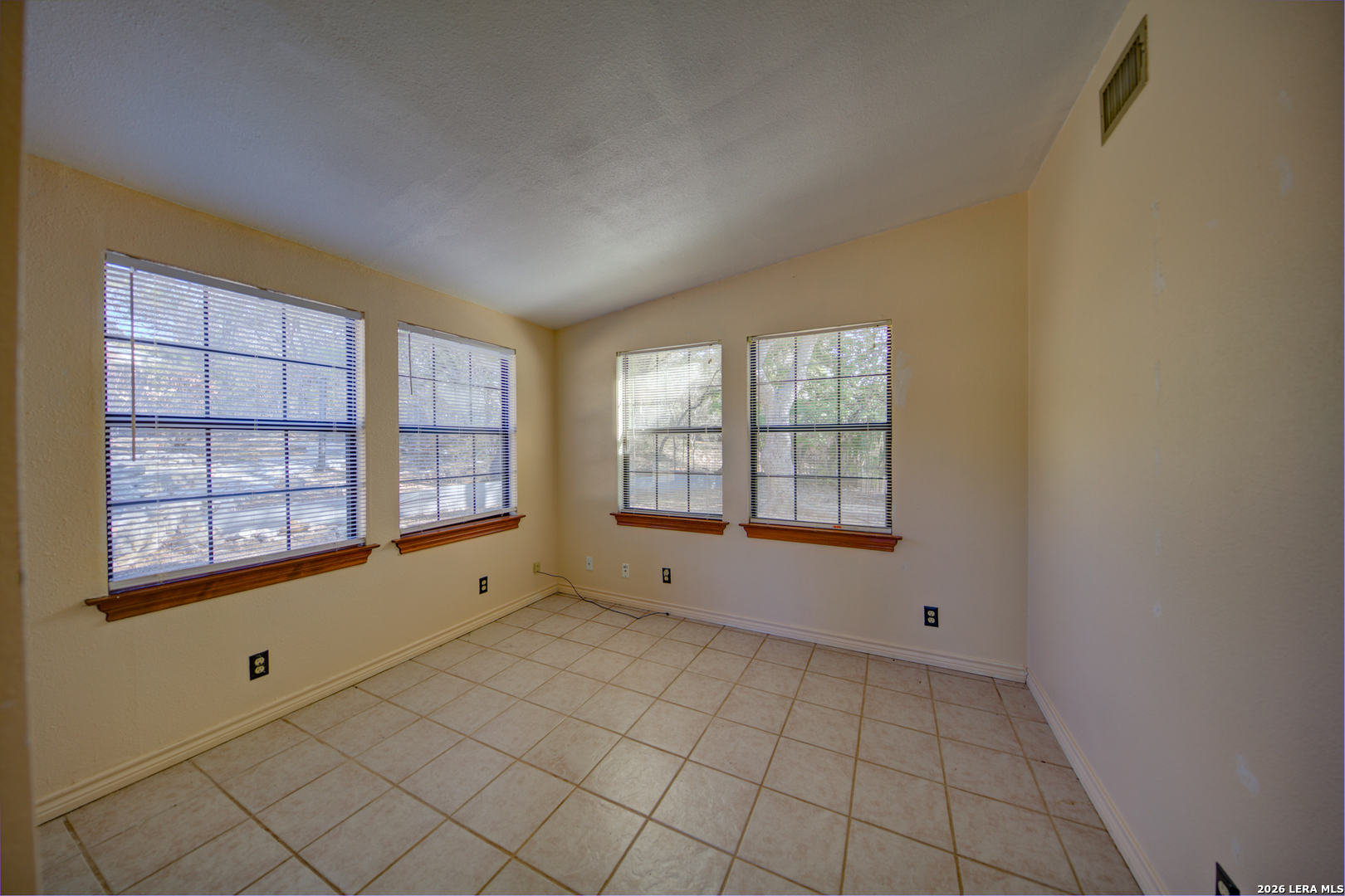 25926 Fleet Garden San Antonio TX 78255