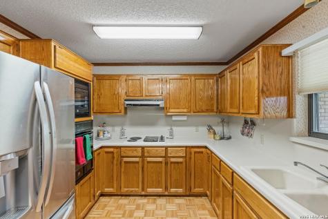 13665 Fm 775 Floresville TX 78114