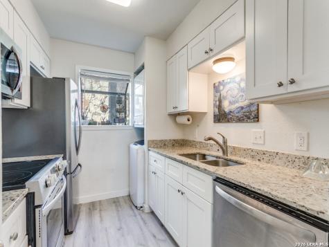 3843 Barrington San Antonio TX 78217