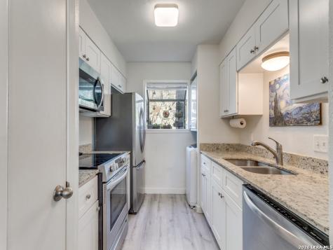 3843 Barrington San Antonio TX 78217
