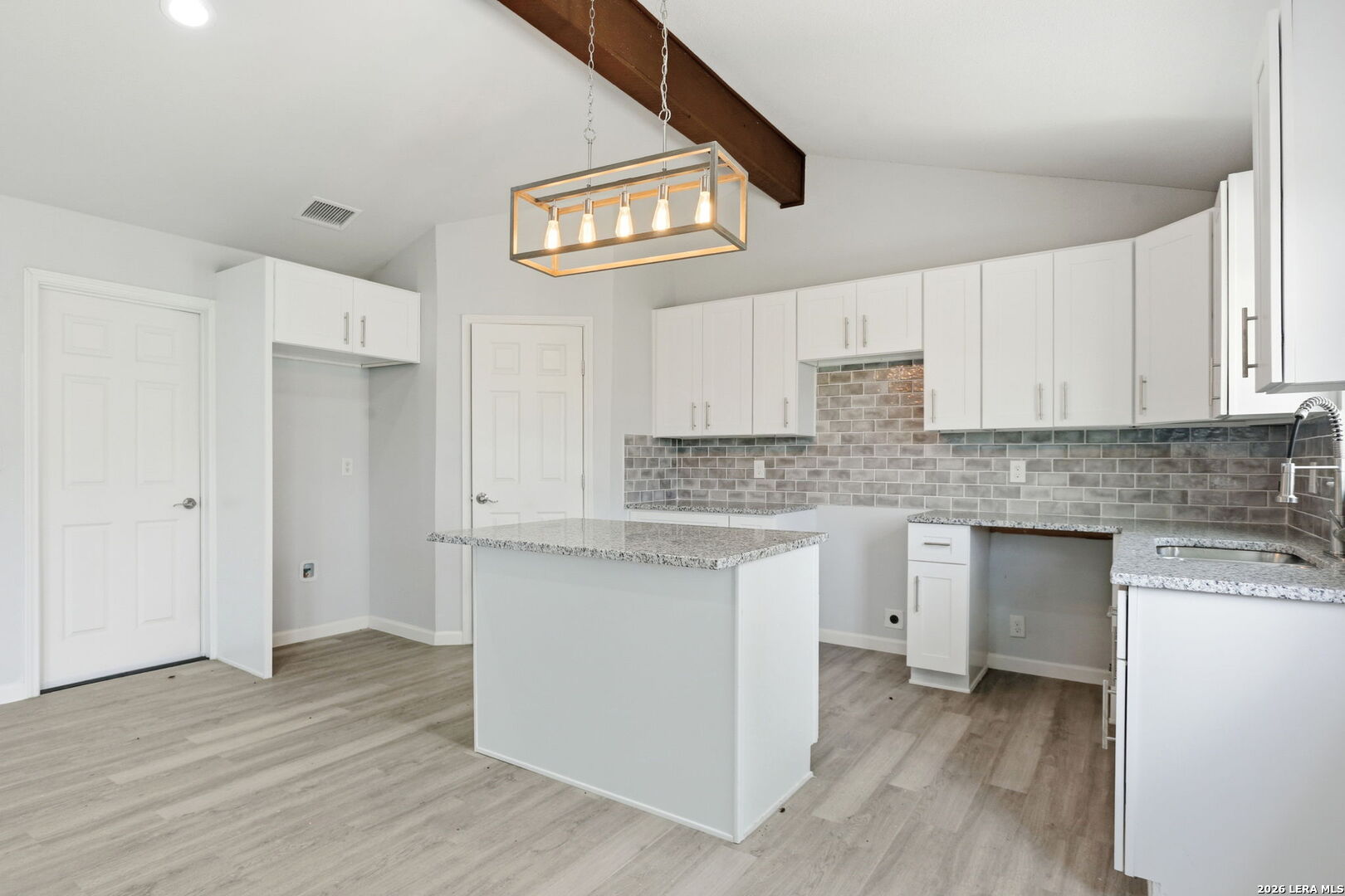 8434 Glen Shadow San Antonio TX 78239