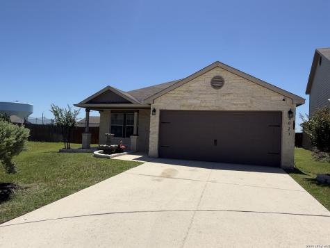 4023 Ashleaf Pecan San Antonio TX 78261