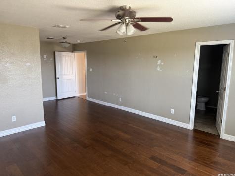 4023 Ashleaf Pecan San Antonio TX 78261