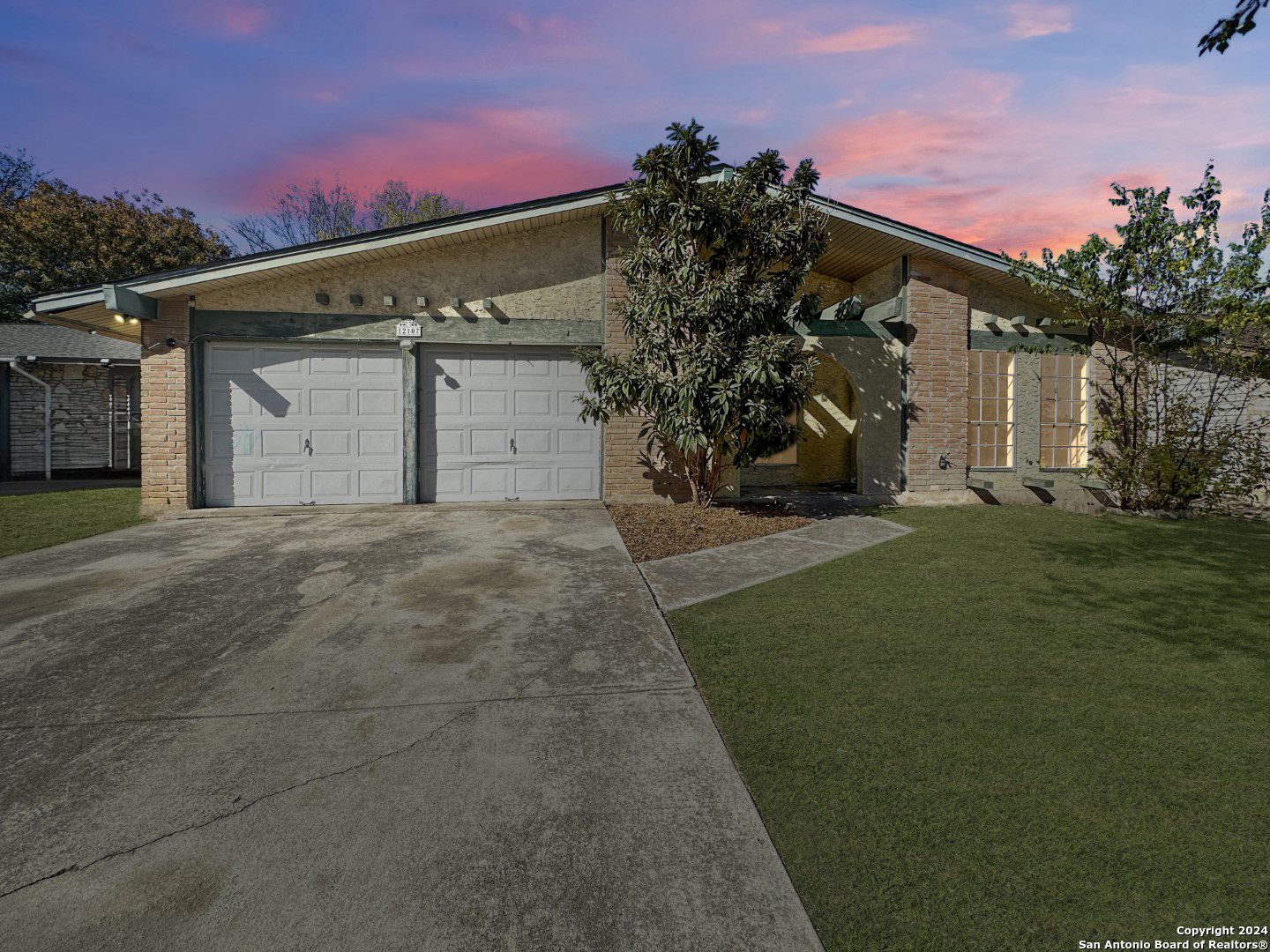 12107 El Sendero Street San Antonio TX 78233