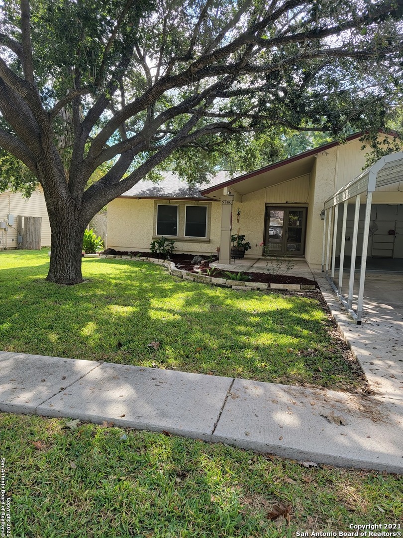 6746 Glen Fair San Antonio TX 78239