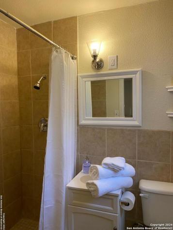 1023 Sacramento San Antonio TX 78201