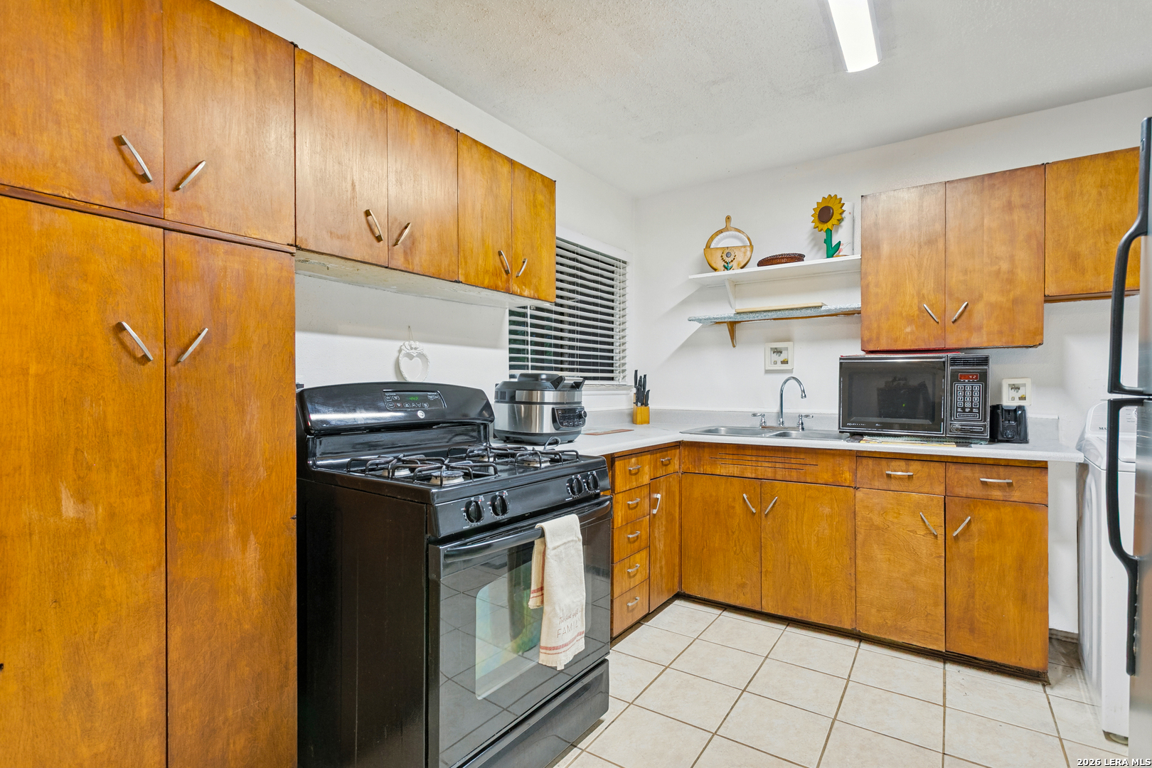 607 Green Valley San Antonio TX 78219
