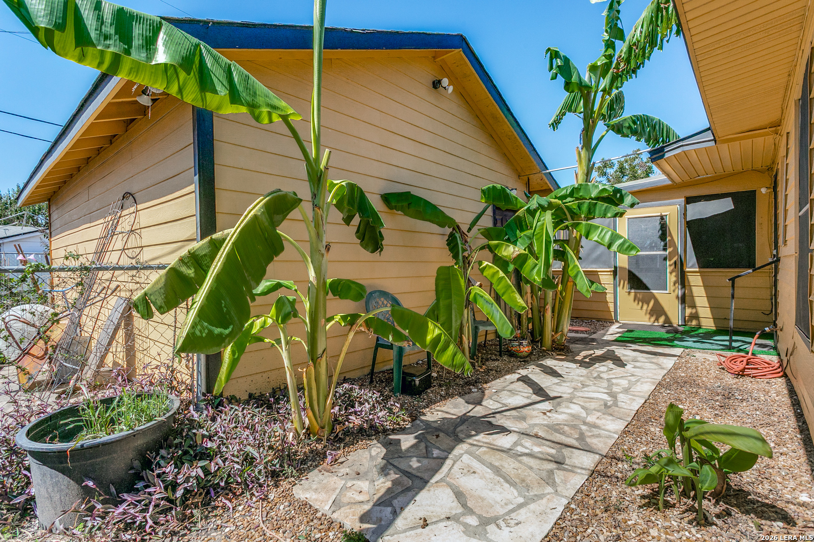 607 Green Valley San Antonio TX 78219