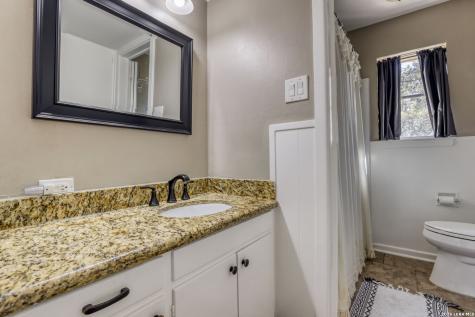 1007 Mount Rainier San Antonio TX 78213