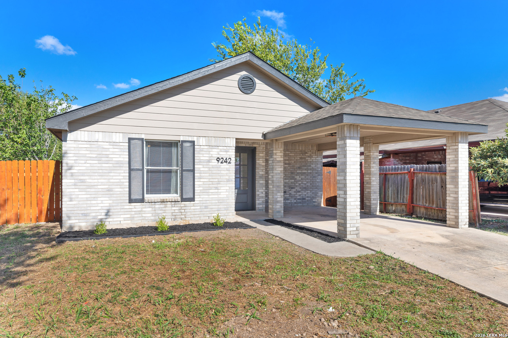 9242 Emerald Port Drive San Antonio TX 78242